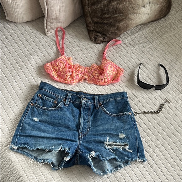 Levi's Pants - Levi’s 501 med dark distressed, cut off classic denim jean shorts 27”